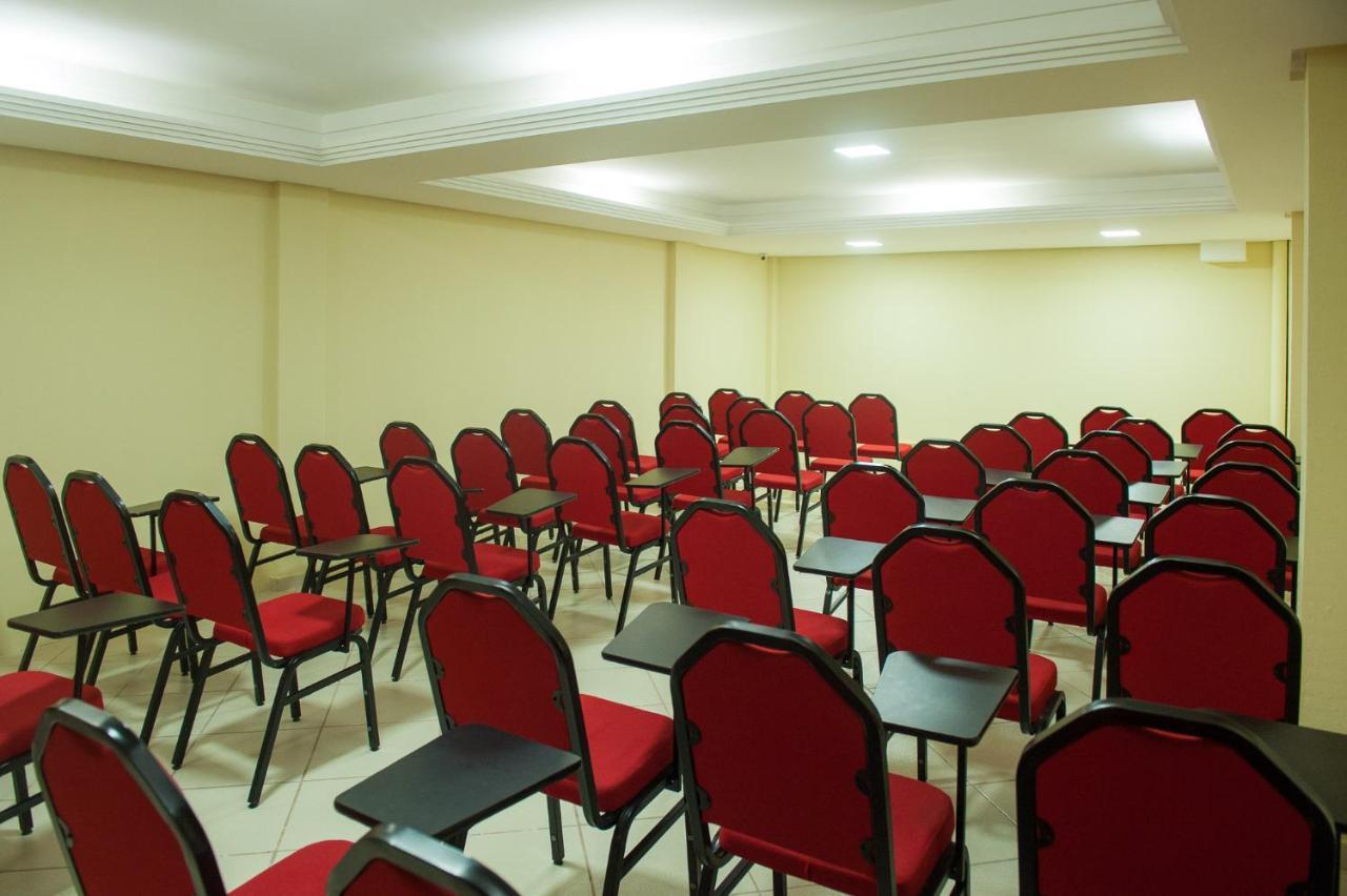 Hotel Cavera Alegrete Bagian luar foto