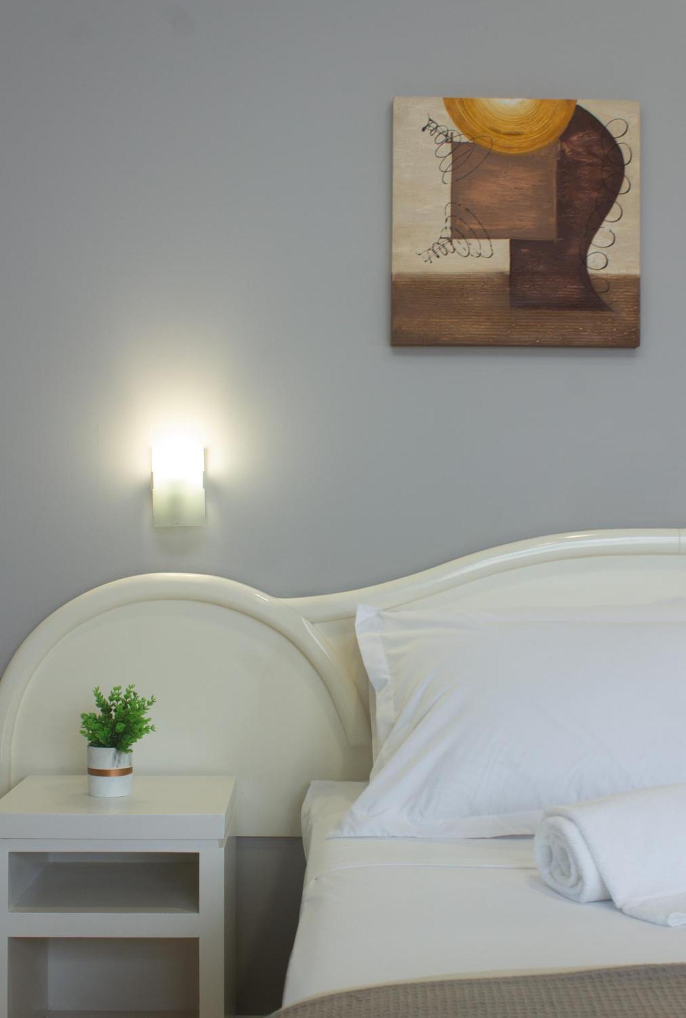 Hotel Cavera Alegrete Bagian luar foto